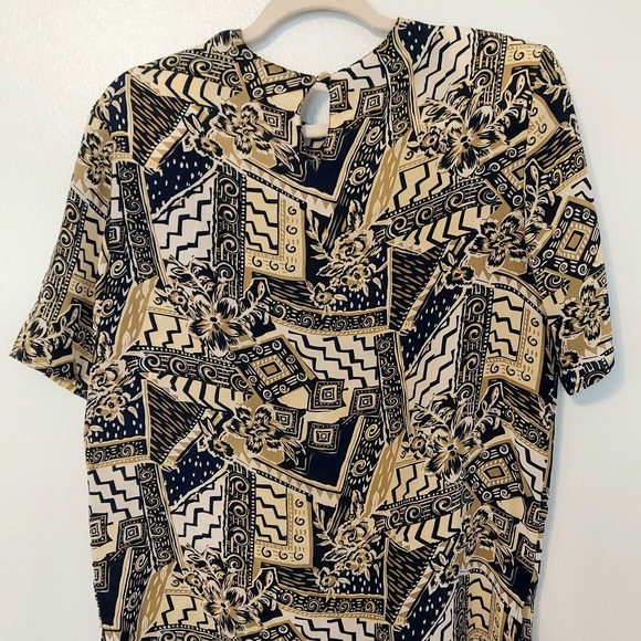 Women's Silk Patterned Short Sleeve Spenser Jeremy Blouse - Picture 3 of 8